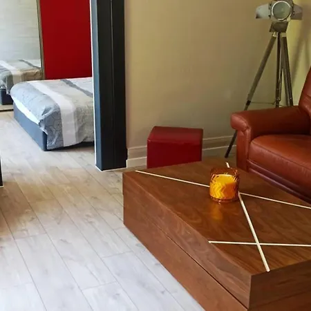 * Appartement rez de chaussée Frontière Suisse * Delle Extérieur photo